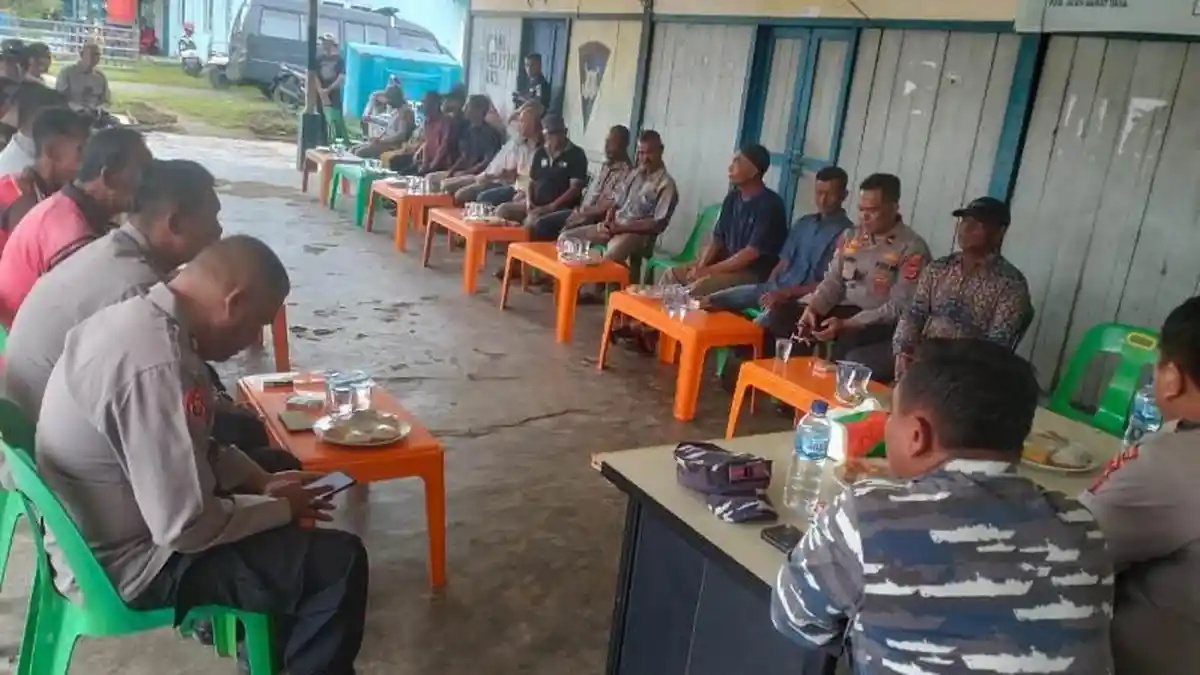 Polres Abdya Gelar Jumat Curhat di PPI Ujung Serangga, BBM Subsidi Hingga Pukat Trawl Dikeluhkan