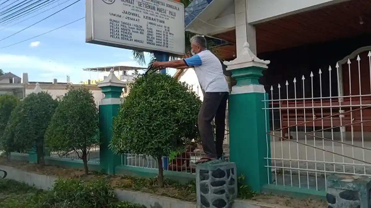 Jemaat Gereja di Kota Palu Bersiap Menyambut Jumat Agung dan Paskah 2021