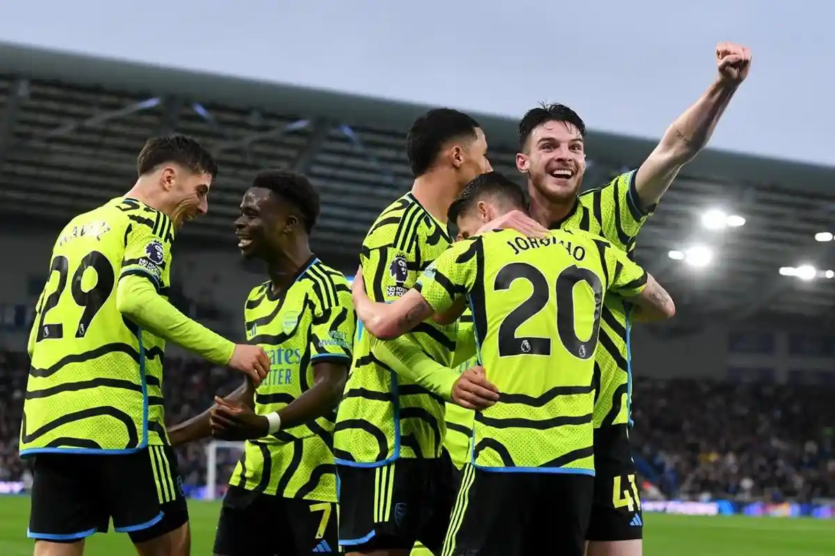 UPDATE Liga Inggris - Arsenal dan Man City Goyangkan Liverpool, Drama Saling Kejar 3 Besar Klasemen