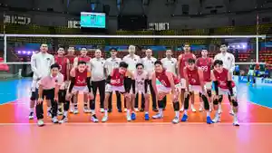 Timnas-Voli-Putra-Indonesia-melakukan-sesi-foto-bersama-setelah-meraih-kemenangan-3-0.jpg