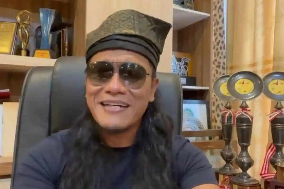 Biodata Gus Miftah, Adik Kandung Beberkan Sifat Asli, Asal Usul Keluarga, dan Orangtua Transmigrasi