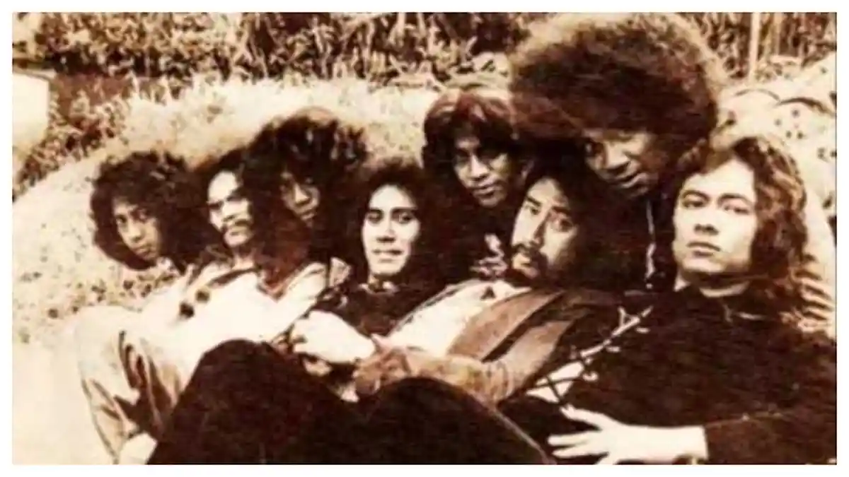 Kunci (Chord) Gitar dan Lirik Lagu 'Cinta Yang Tulus' - Gito Rollies, 'Semua yang Ada Padamu'