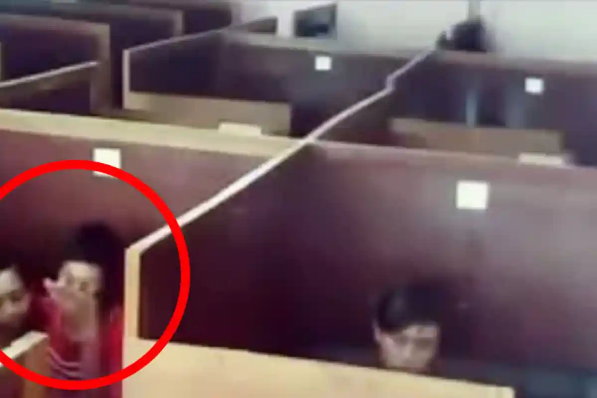 Dua ABG di Video Lagi Asyik di Bilik Warnet, Netizen Jadi Iba Lihatnya: Kasihan Ruangannya Sempit