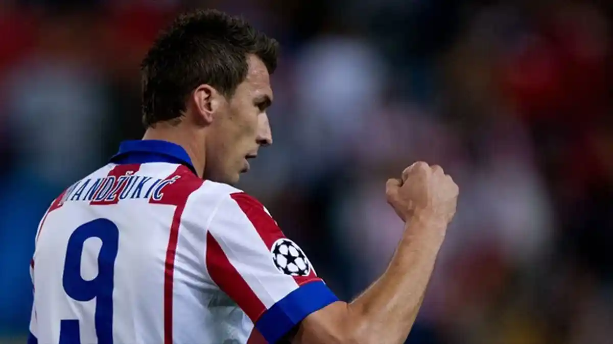 Bayern Muenchen Harus Waspadai Manzukic yang Sakit Hati