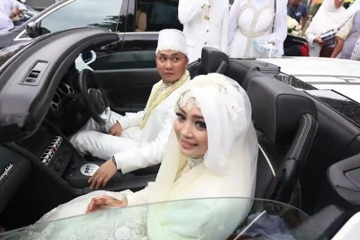 6 Artis Ini Berhasil Taklukkan Hati Pria-pria Mapan hingga Jadi Suami, Sampai Ada yang Dicap Pelakor