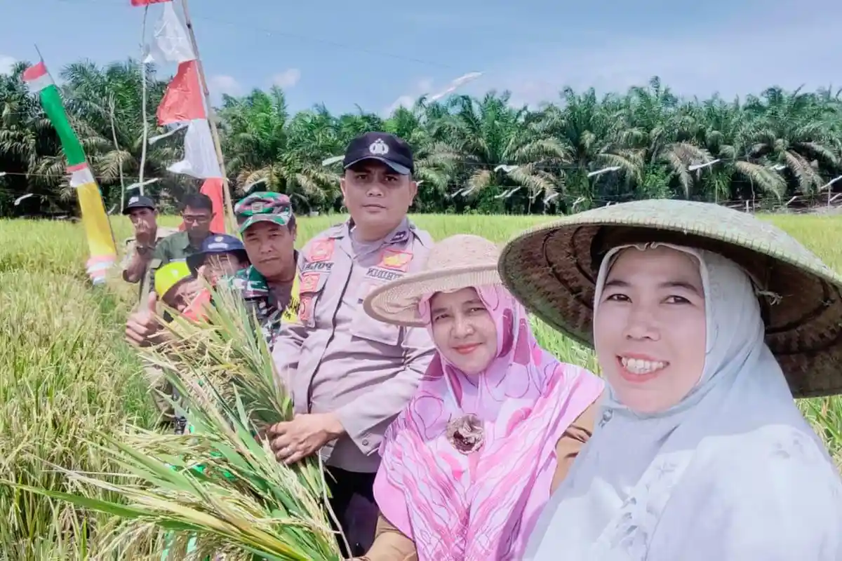 Sunarti, Petani Perempuan Asal Paser yang Mendapat Penghargaan di Bidang Pertanian dari Oase-Kim