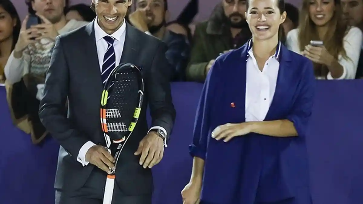 Rafael Nadal 'Paksa' Lawan Buka Baju