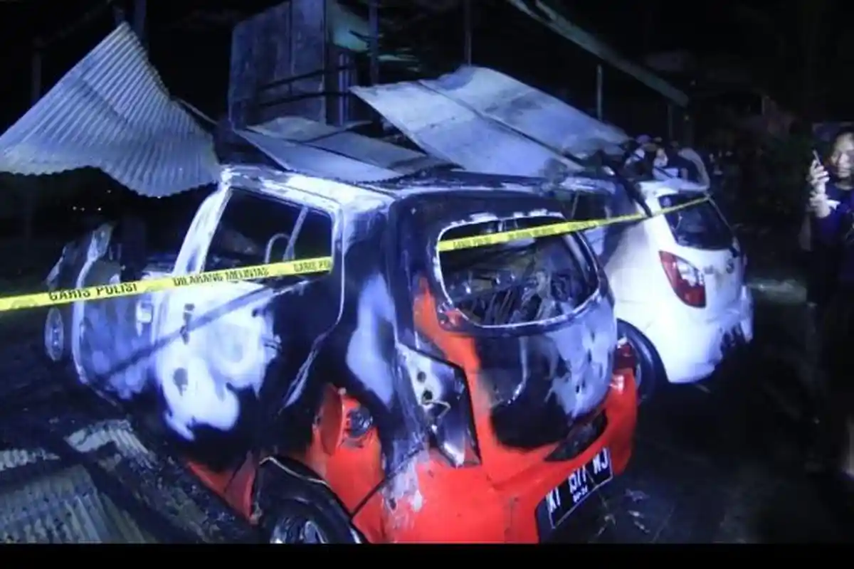 Warung Coto Makassar di Gunung Lipan tak Terselamatkan, Api Mengamuk, Namun Tidak Ada Korban Jiwa