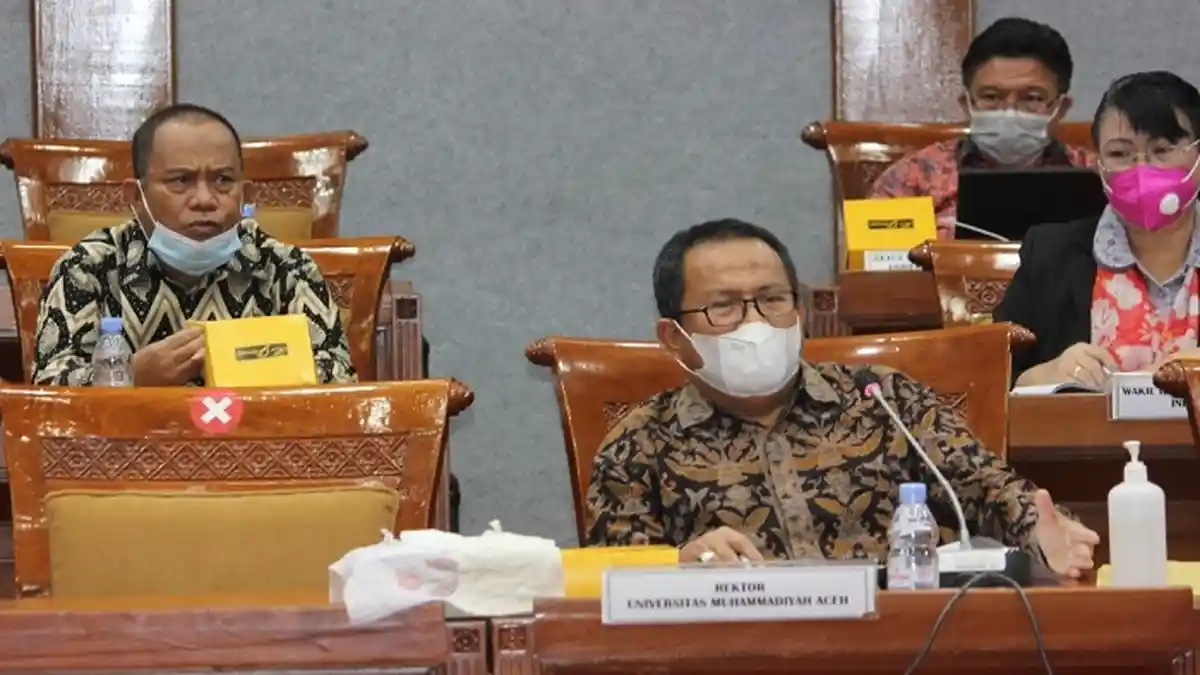 Rektor Universitas Muhammadiyah Aceh Lakukan  RDP dengan Komisi X DPR RI