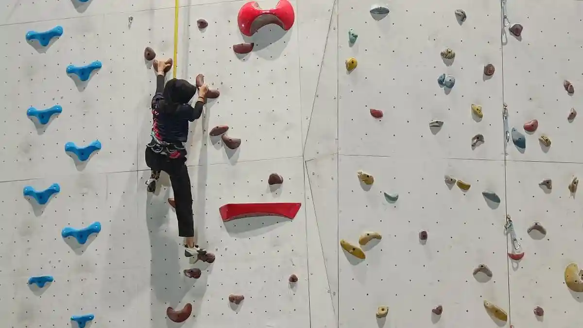 Easy Climb USC Malang Re-Launch, Hadirkan Speed Wall hingga Bouldering Berstandar Internasional