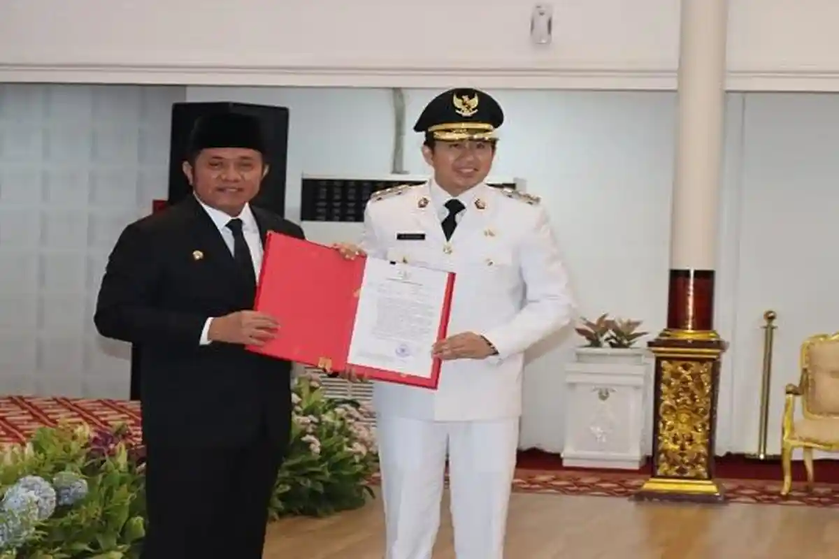 Ahmad Usmarwi Kaffah Langsung Ditunjuk Menjadi Plt Bupati Muara Enim, Gubernur Ungkap PR