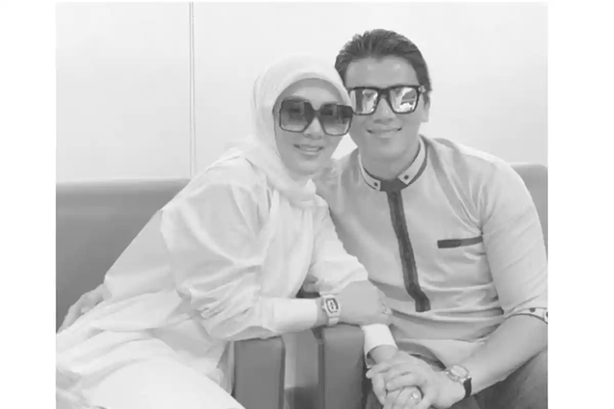 Doa Mengharukan Syahrini untuk Reino Barack: Semoga Menjadi Imam Sholatku Sampai Akhir Nanti