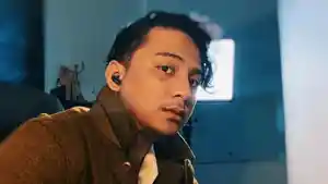 Lirik-Lagu-Sal-Priadi-Mesra-mesranya-Kecil-kecilan-Dulu-Persembahan-Sang-Penyanyi-untuk-Anaknya.jpg