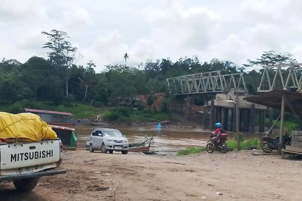 Bupati Bonifasius Belawan Geh Soroti Lambatnya Pembangunan Jembatan yang Hubungkan Kubar-Mahulu