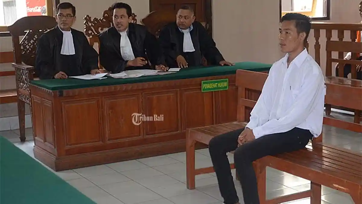 Gara-Gara Status Facebook, Ariasta Tikam Istri Hingga Meninggal