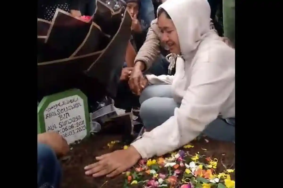 'Aku Gak Kuat' Kata Kekasih Juru Parkir yang Tewas Dikeroyok, Tantri Pilu Rencana Tunangannya Kandas