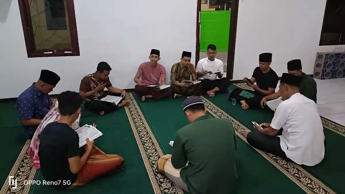 Selama Ramadan, Personel Polres Sibolga Mengaji dan Tadarus Bersama