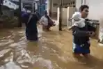 Kawasan Kampung Melayu Terendam Banjir