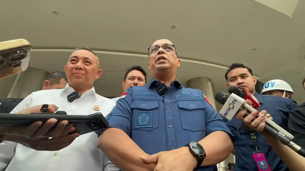 BREAKING NEWS: Kejagung Tetapkan Brigjen Polisi Aktif Sebagai Tersangka Kasus Korupsi MBG - Tribunnews.com