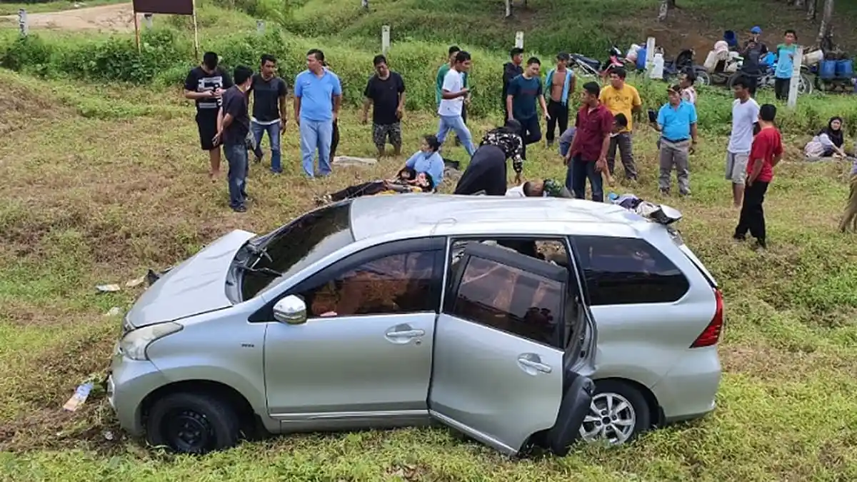 Cerita Guru SMK Taruna Tekno Nusantara Medan Selamat dari Kecelakaan Maut Tol Tebingtinggi