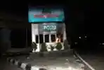 Pos Polisi Dibakar Massa