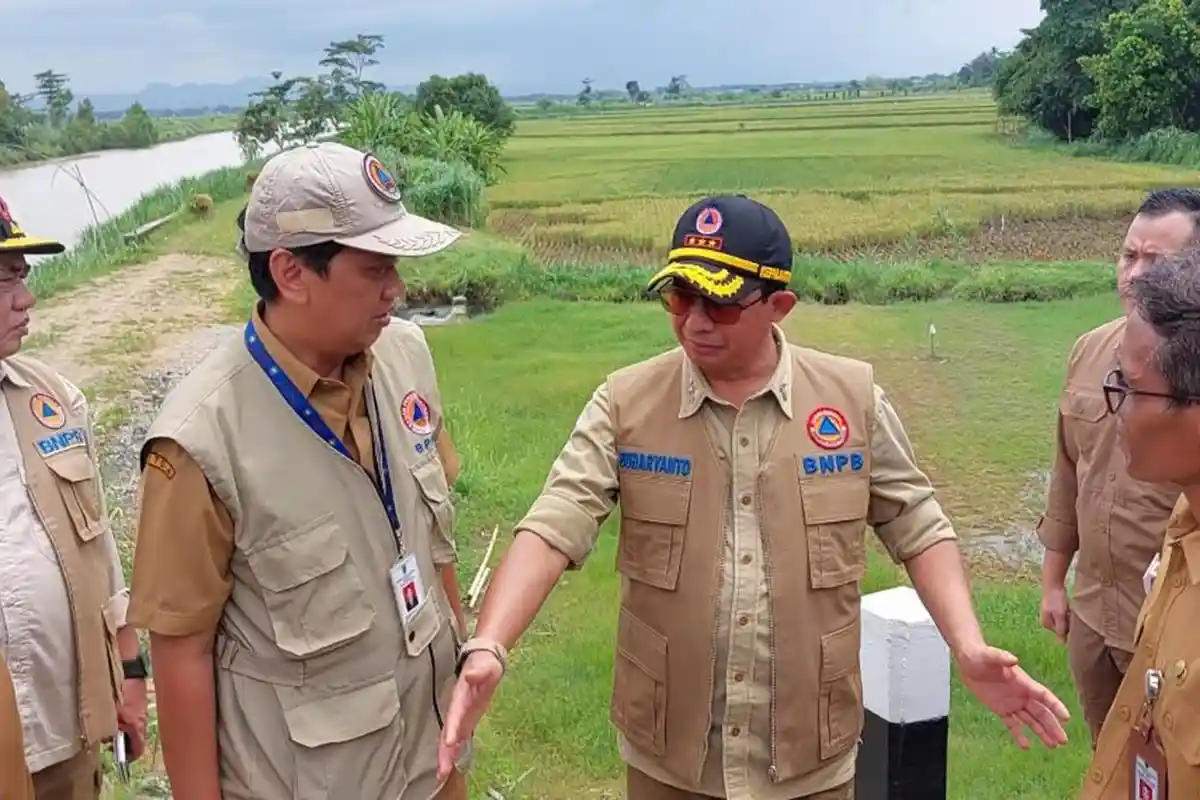 Tiga Jembatan Rusak Parah, Bupati Kebumen 'Todong' Langsung Kepala BNPB Saat Peresmian
