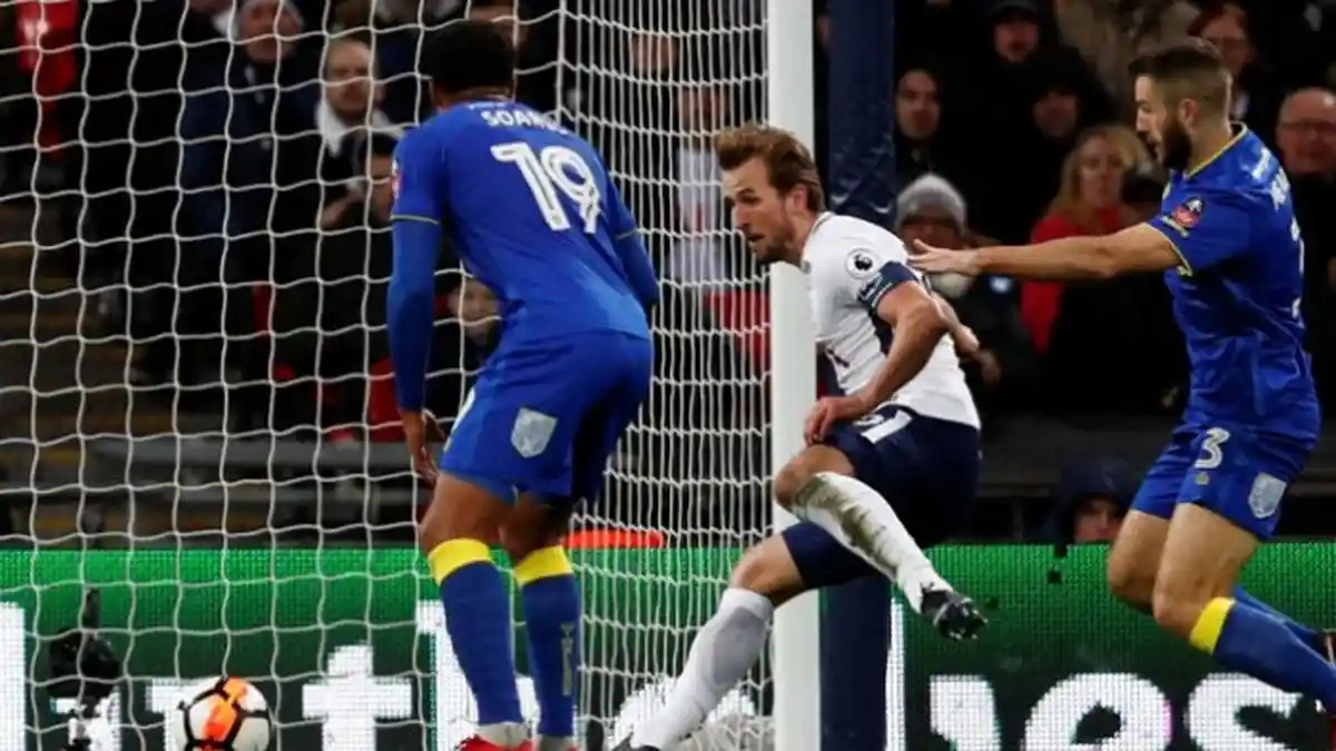 UPDATE Hasil Tottenham Hotspur vs West Brom - Peluang Emas Harry Kane Terbuang, Skor 0-0