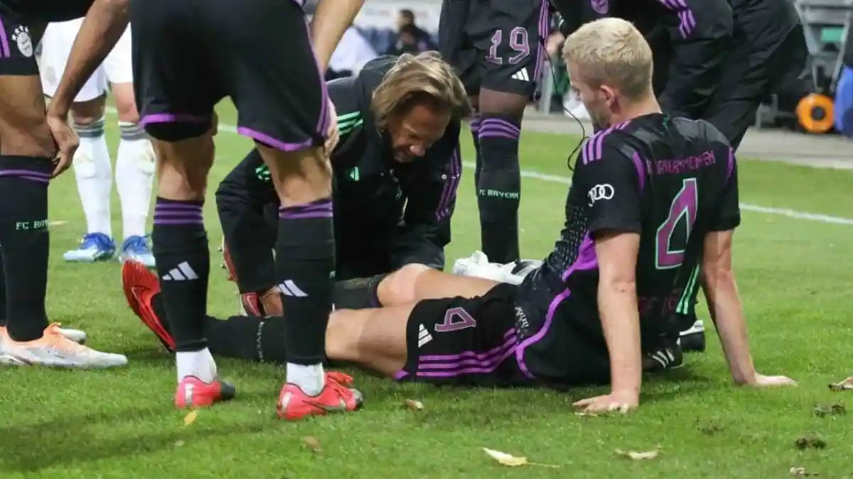 Bayern Munchen: Matthijs de Ligt Menepi 6 Minggu, Absen saat Kontra Dortmund