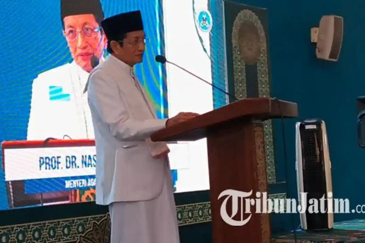 Menteri Agama Nasaruddin Umar Ungkap Peran Besar Ponpes di Harlah Miftachussunnah Surabaya
