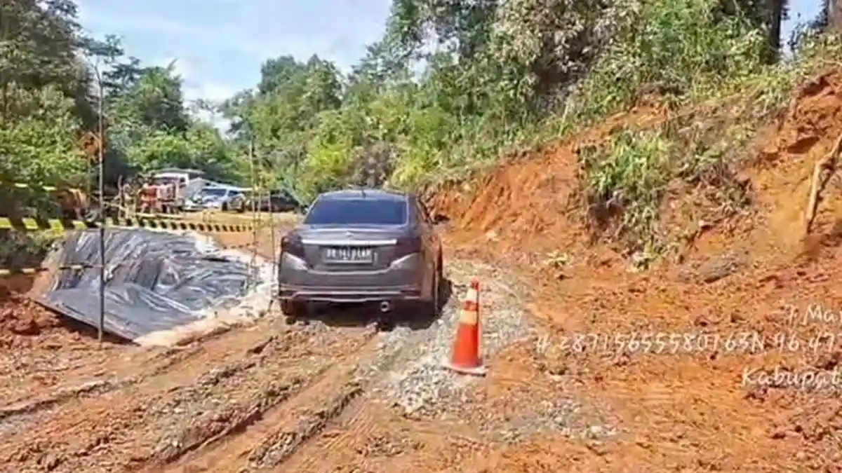 Jalan Nasional Amblas di Beutong Ateuh Nagan Raya Mulai Bisa Dilintasi, Namun Harus Hati-hati
