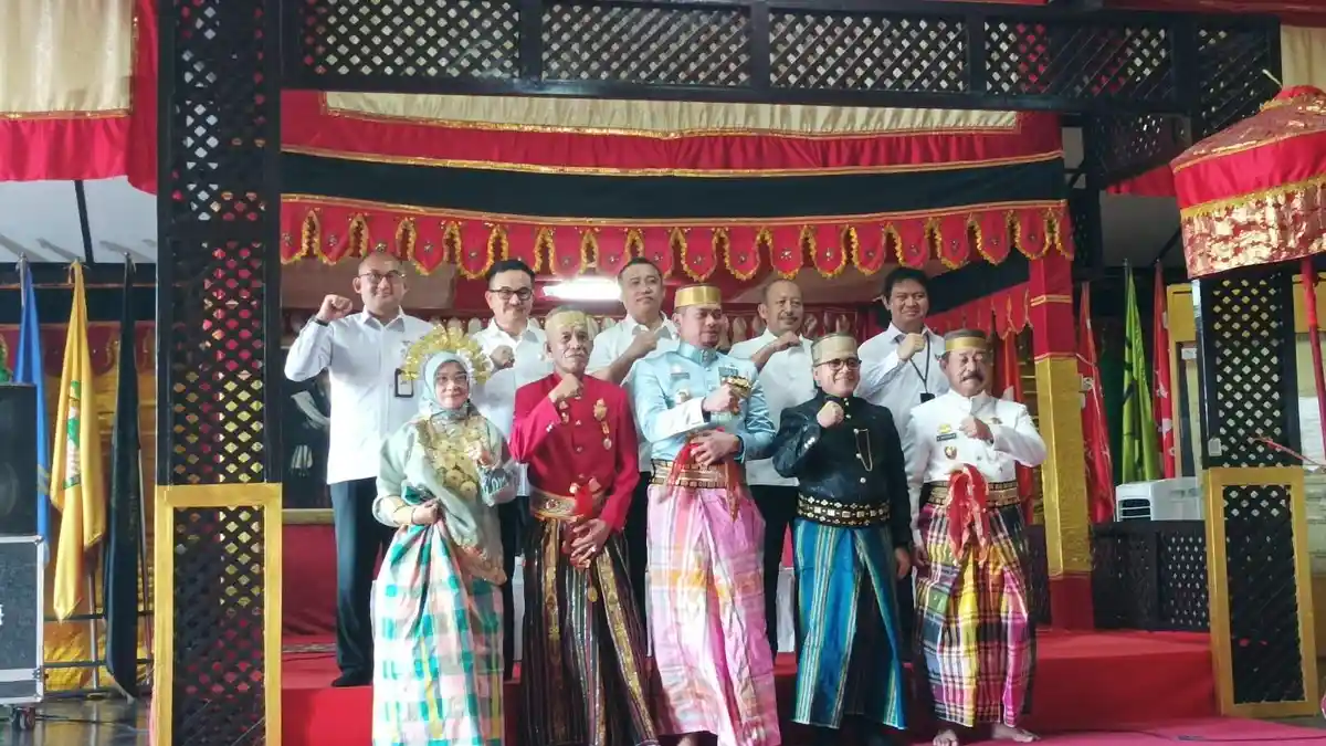 Arti Daeng Tojeng Diterima Menpan RB dari Kerajaan Gowa Sulsel