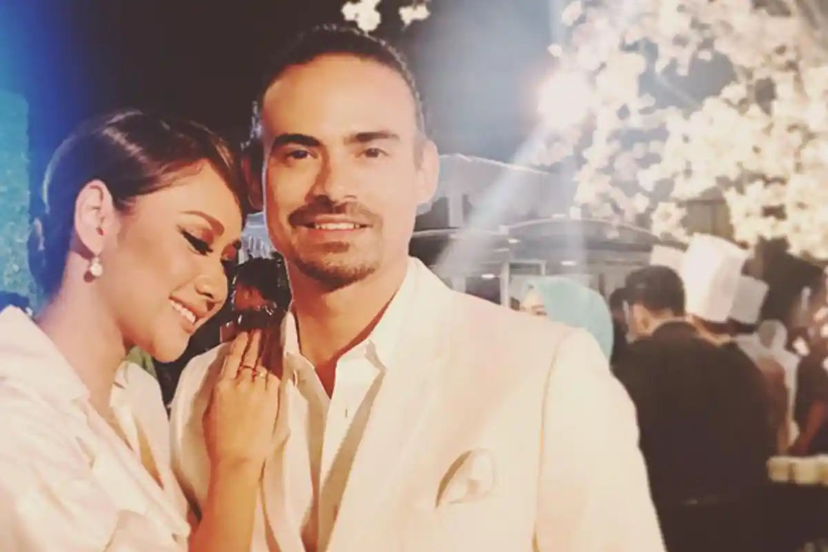 UPDATE Suasana Terkini Rumah Duka Ashraf Sinclair, BCL Iringi Jenazah dengan Wajah Sembam