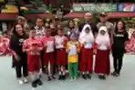 Gojek Sampaikan Bantuan Kepada Sekolah yang Terdampak Banjir