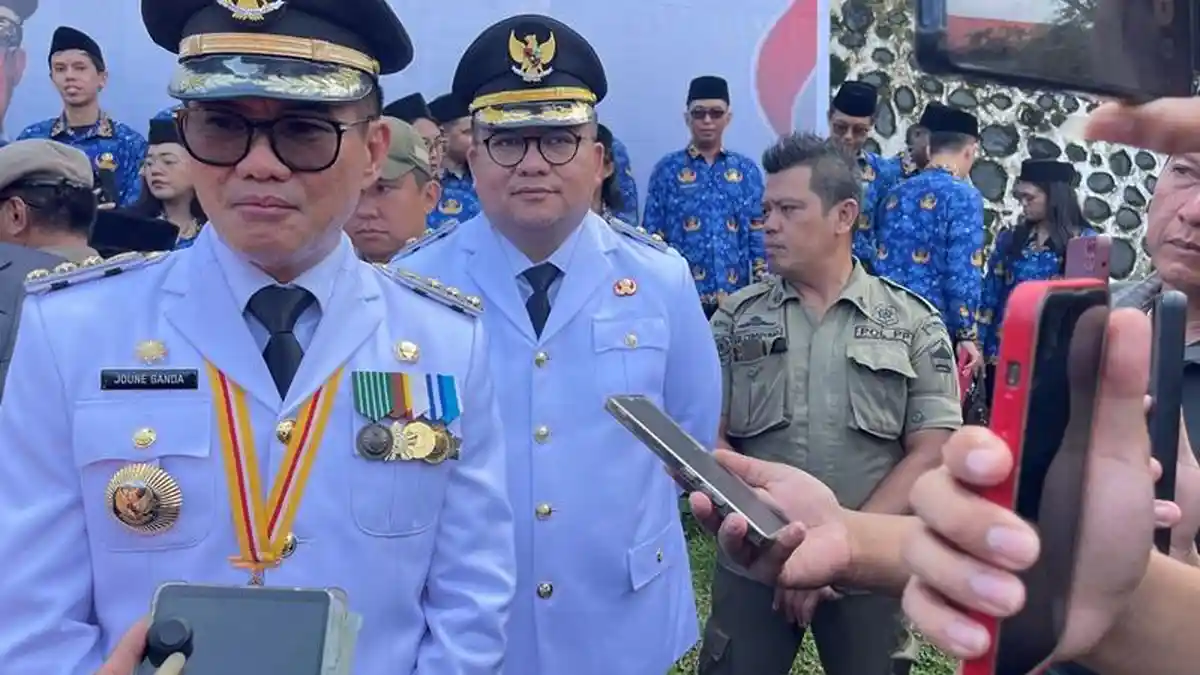 Nuansa Busana Adat di Hardiknas Minut, Bupati Joune: Kolaborasi Bangun Dunia Pendidikan