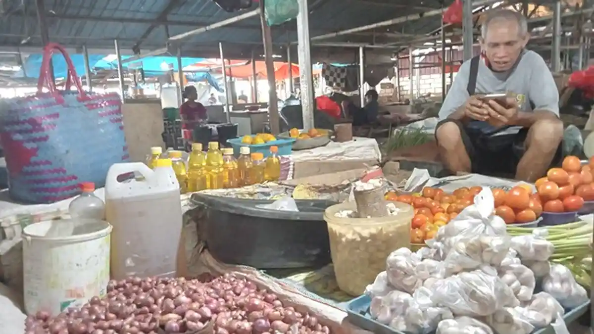 Ini Data Terbaru Harga Bawang Masih Tinggi di Pasar Oesapa Kota Kupang