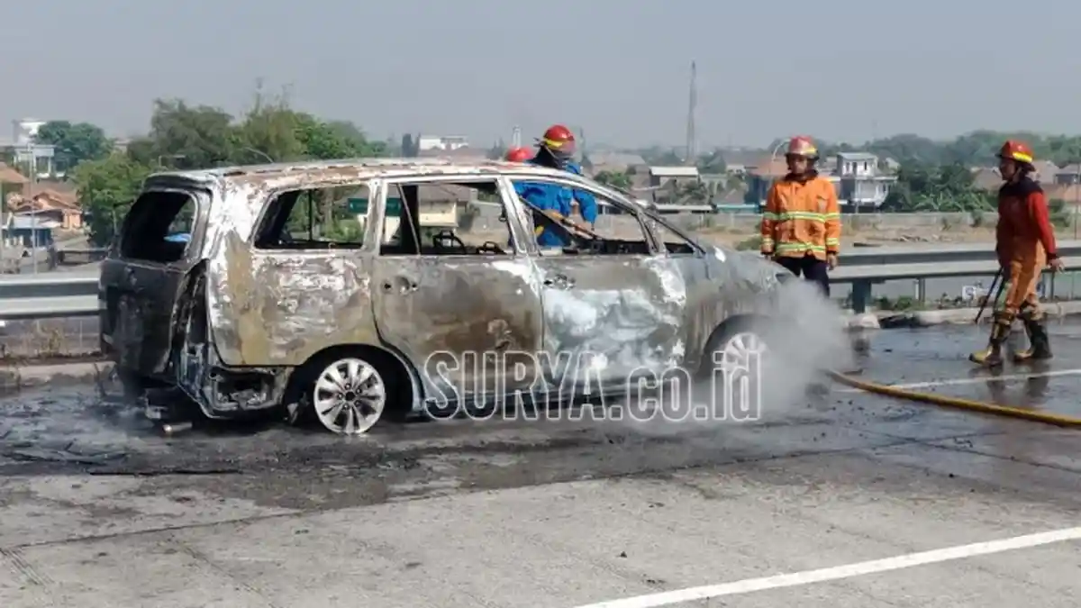 Innova yang Hangus Terbakar di Jalan Tol Pandaan-Gempol Itu Angkut Dua WNA Asal Jepang