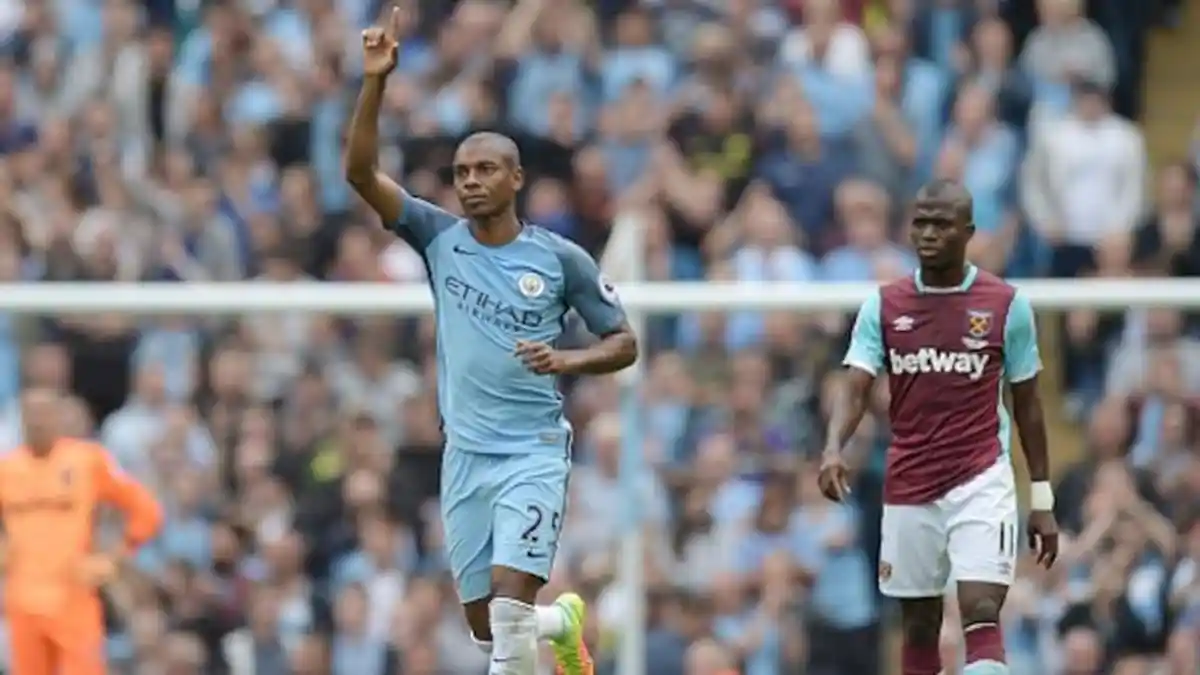 Manchester City ke Puncak Klasemen