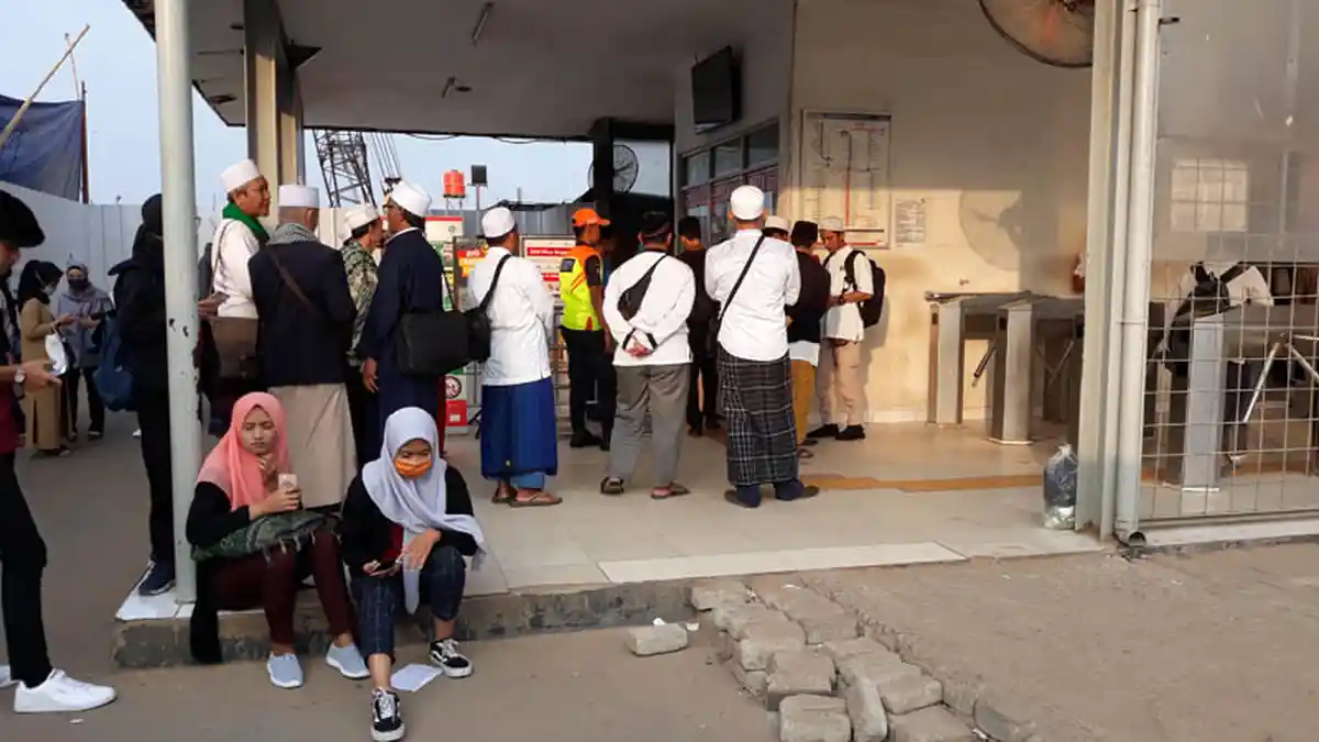 Peserta Aksi Mujahid 212 Tolak Dianggap Ambil Momentum Demo Mahasiswa