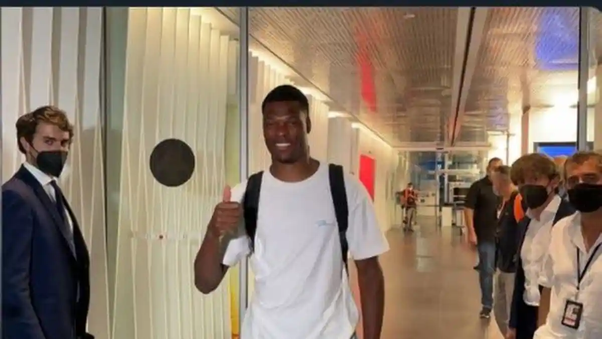 Inter Milan Selangkah Lagi Dapatkan Pemain Murah Denzel Dumfries, Sudah Jalani Tes Medis