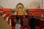 Sembahyang Imlek di Wihara Borobudur Medan