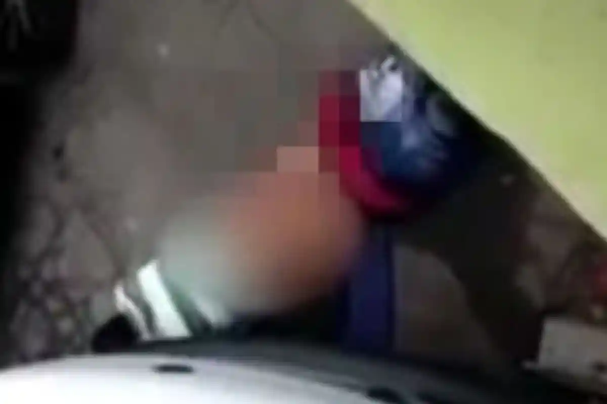 Anjir . . . Pria Tertangkap Kamera Bercinta dengan Aspal Jalanan, Videonya Beredar Luas