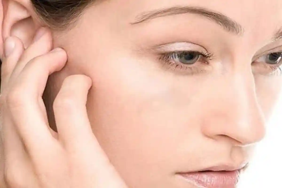 Arti Kedutan di Telinga Kanan Menurut Primbon, Benarkah Pertanda Dibicarakan Orang Lain?