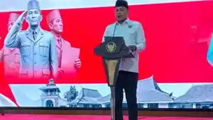 Ketua-DPD-KNPI-Sumenep-Khairul-Umam-memberikan-sambutan-dalam-kegiatan-Doa-untuk-Sang-Proklamator.jpg
