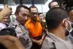 KPK Tahan Penyuap Romahurmuziy