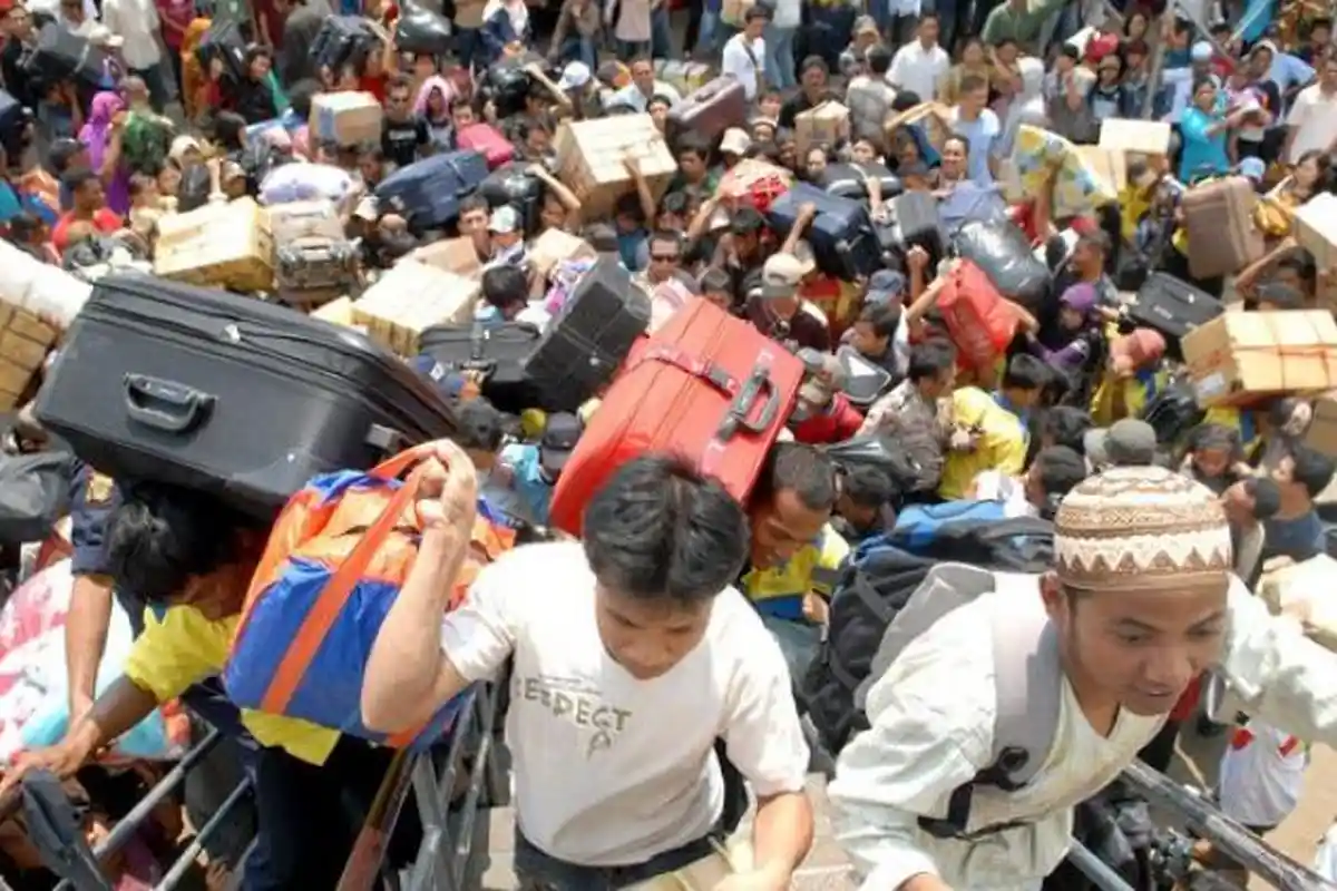 Perhatikan, Sanksi Hukuman 1 Tahun Penjara & Denda Rp 100 Juta bagi yang Nekat Mudik Berlaku 7 Mei