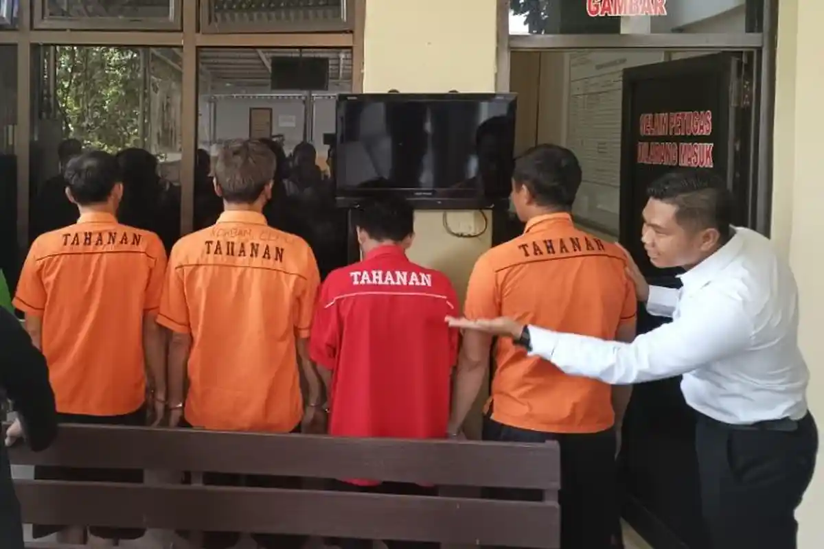 Selewengkan Solar Subsidi, Pengunjal di Mukomuko Bengkulu Raup Untung Jutaan Sekali Transaksi