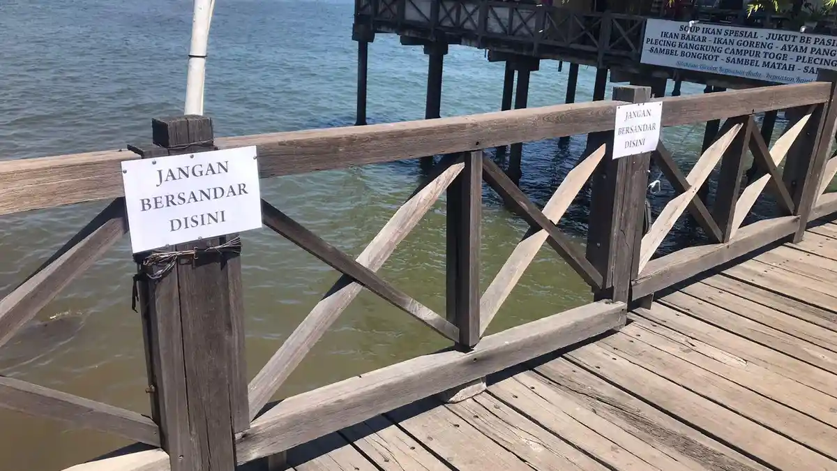 Pembatas Dermaga Eks Pelabuhan Buleleng Rusak