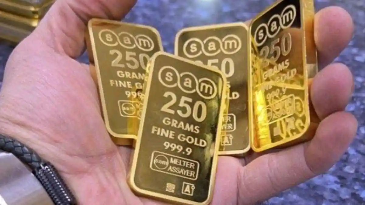 Harga Emas Antam 20 Oktober 2025 Terkoreksi Hingga Rp 70.000 per Gram