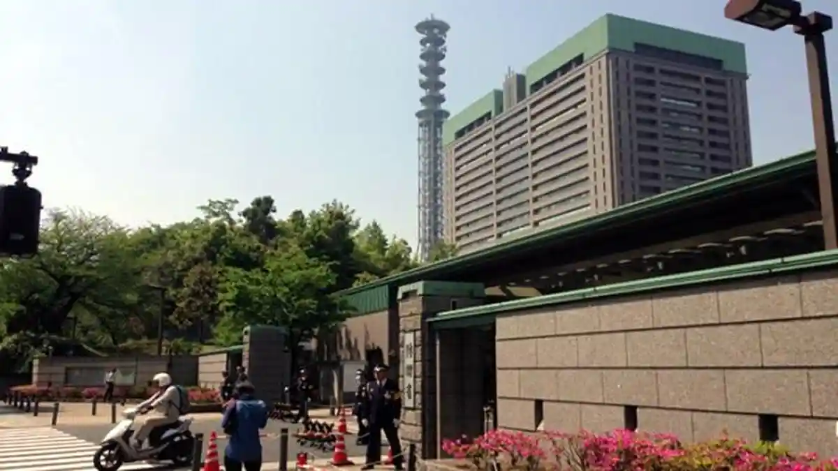 Staf Kementerian Pertahanan Jepang Curi 17 Komputer dan Tinta Printer