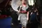 Busana Karya Denny Wirawan